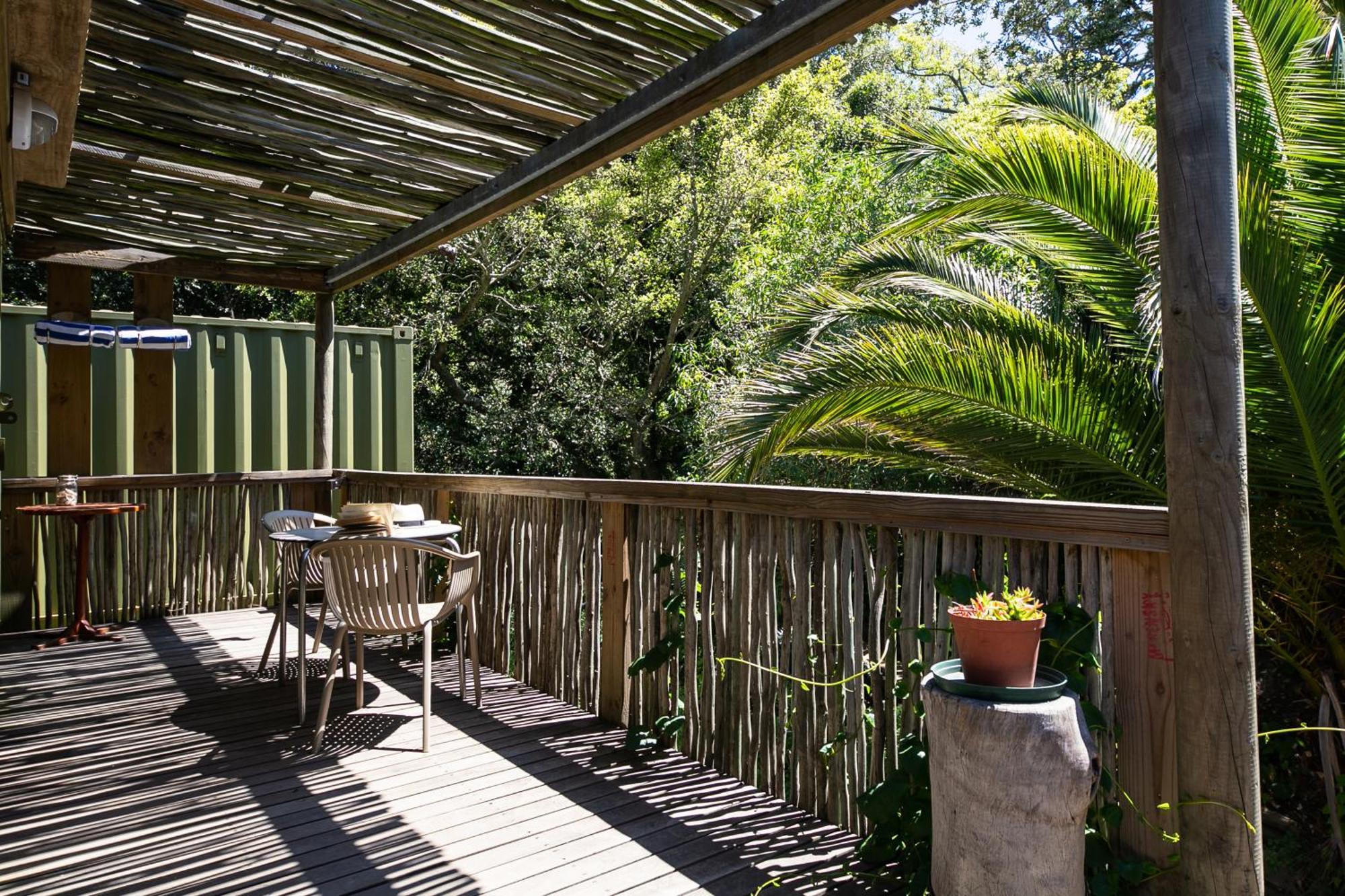 Camps Bay Forest Pods Bed and Breakfast Kaapstad Buitenkant foto